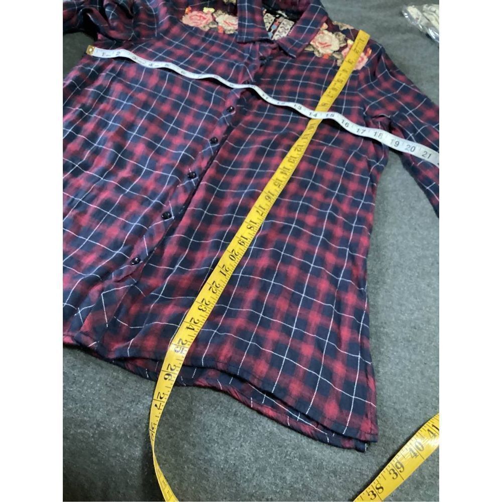 Embroidery Andree Plaid Button Down Top Size: S - Picture 4 of 7